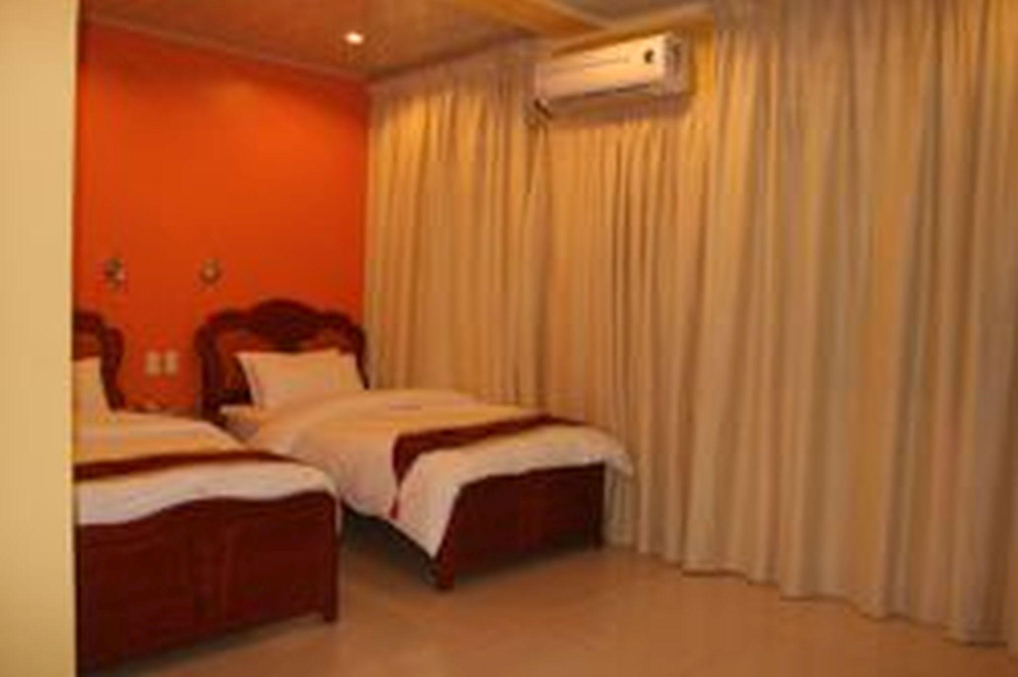 A&A Plaza Hotel Puerto Princesa Luaran gambar